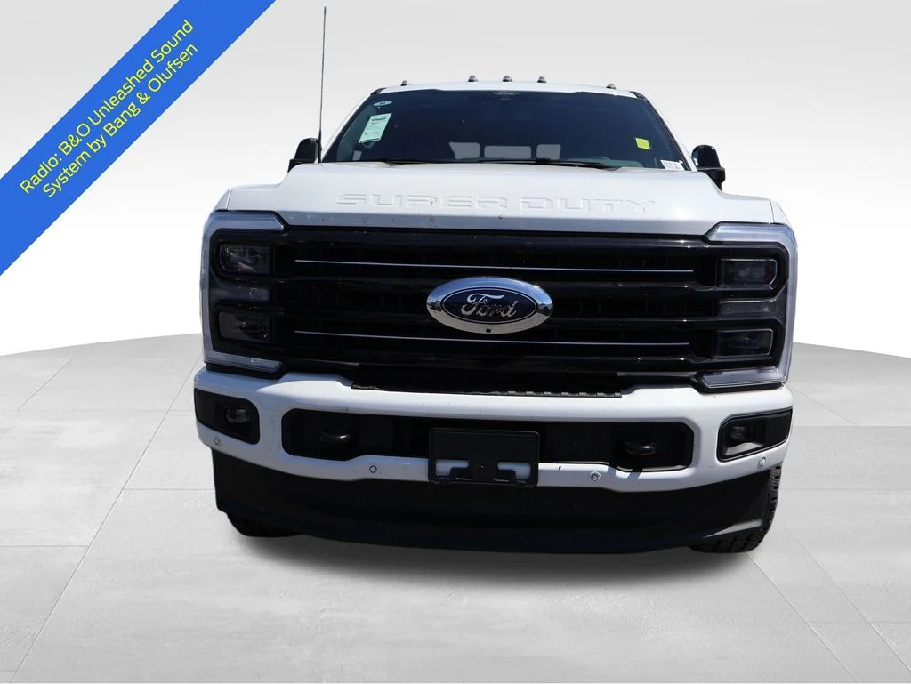 New 2026 Star White Metallic Tri-Coat Ford F-350® Platinum® image 7