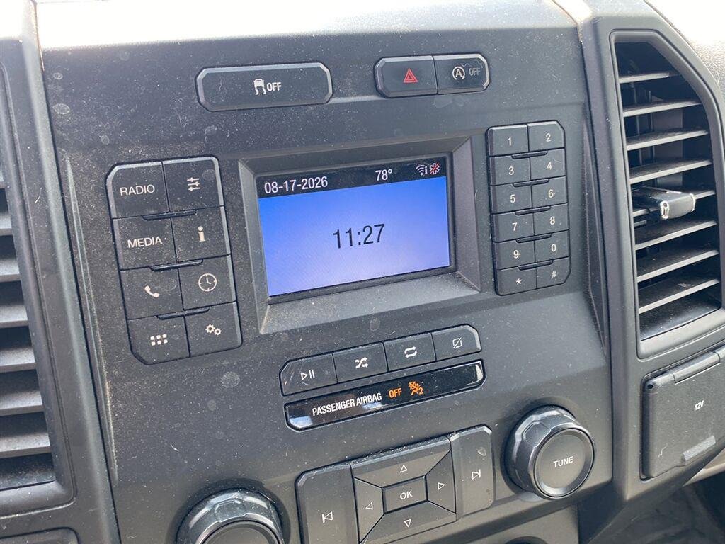 Used 2019 Agate Black Ford XL image 4