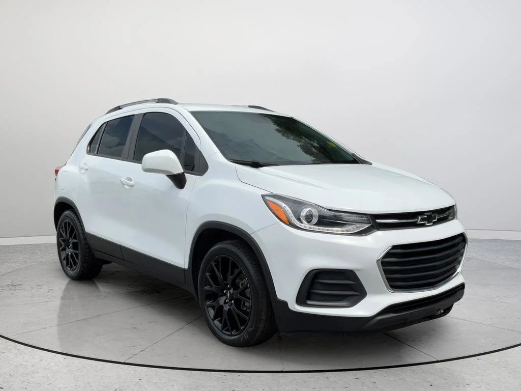 2022 Chevrolet Trax LT's photo