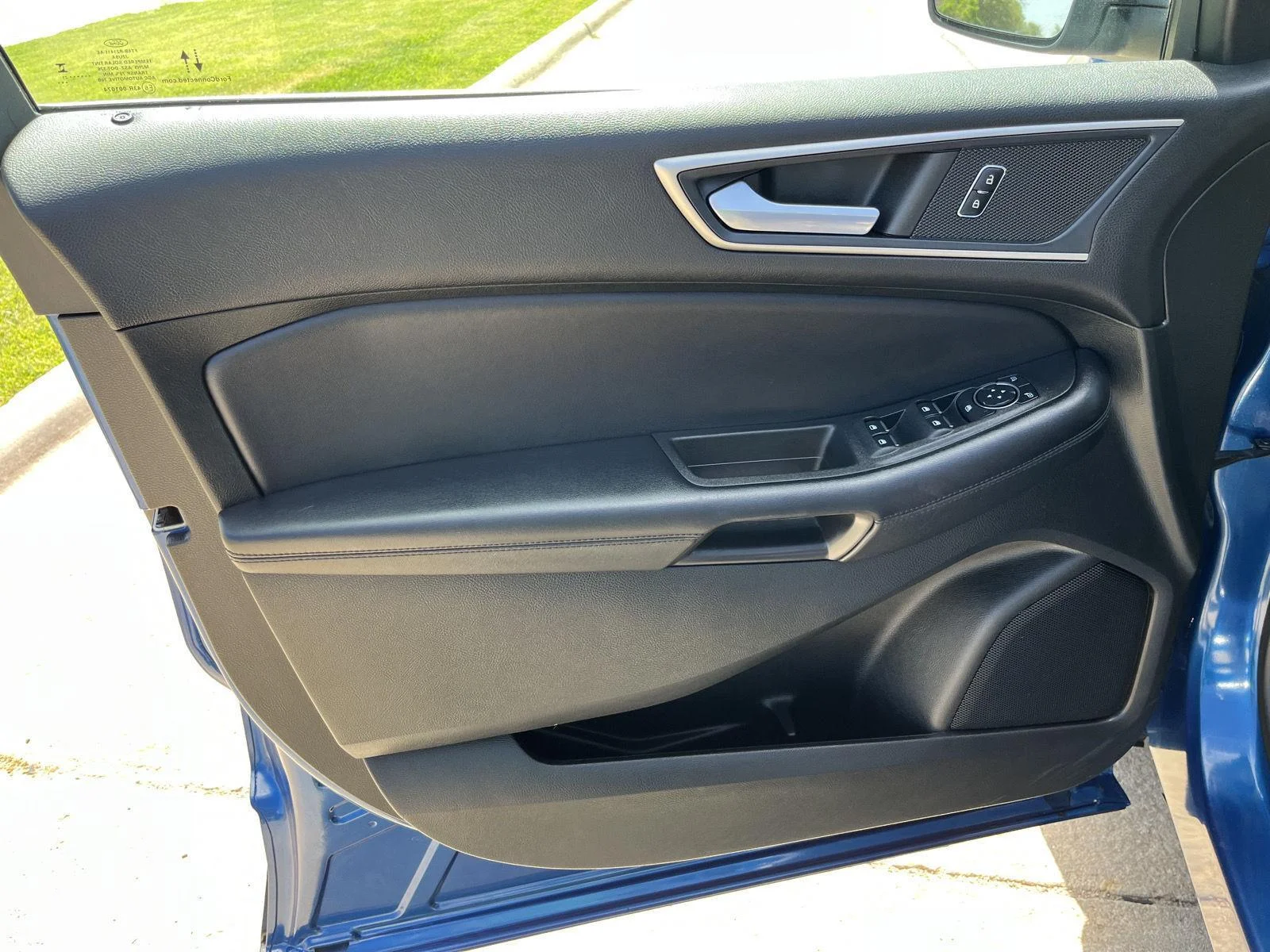 Certified Used 2023 Atlas Blue Metallic Ford SEL image 14