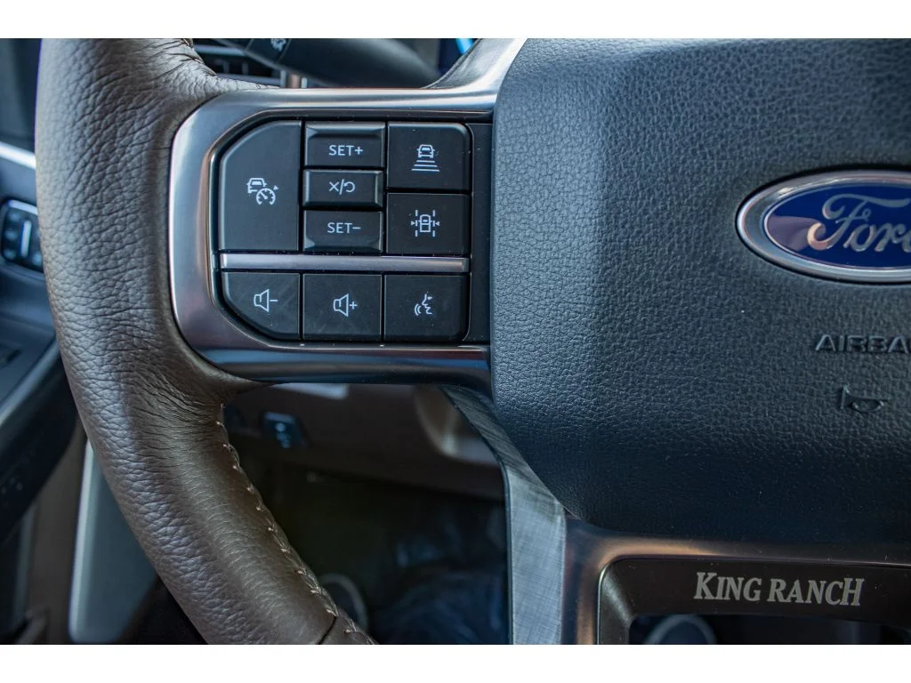 New 2026 Star White Metallic Tri-Coat Ford King Ranch image 22