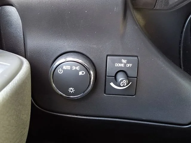 New 2026 Summit White GMC Work Van image 16