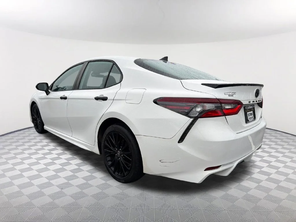 Used 2022 White Toyota SE Nightshade image 7