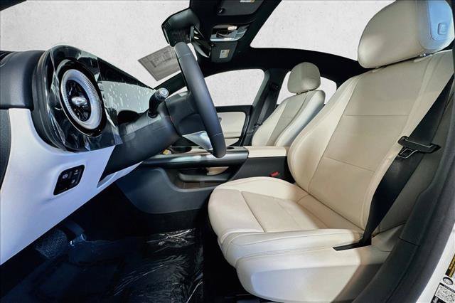 New 2027 Polar White Mercedes-Benz CLA 220 Hybrid image 47