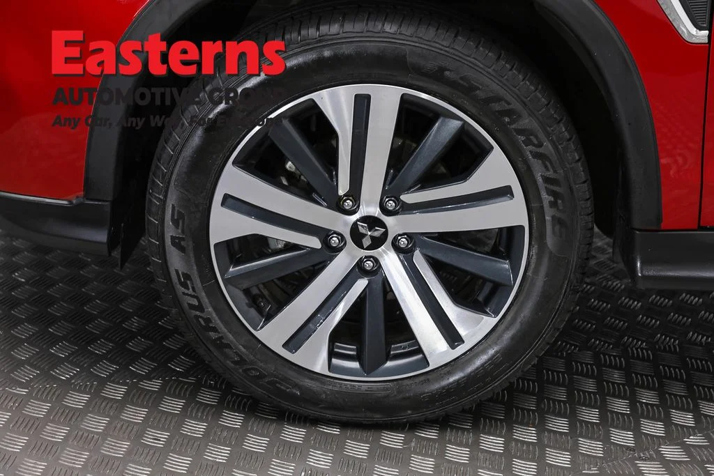 Used 2025 Red Mitsubishi 2.0 SE image 33