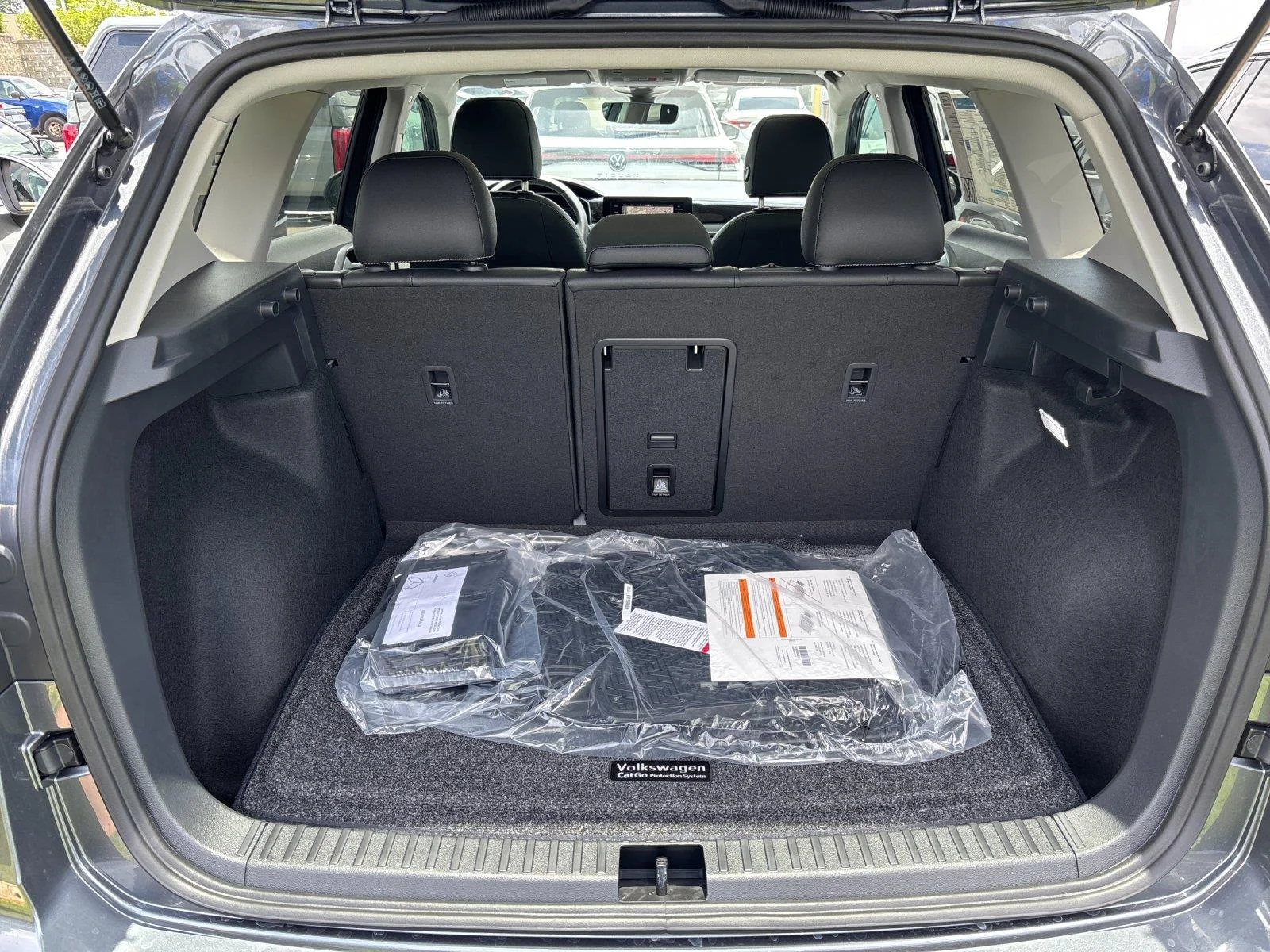 New 2026 Platinum Gray Metallic Volkswagen SEL image 36
