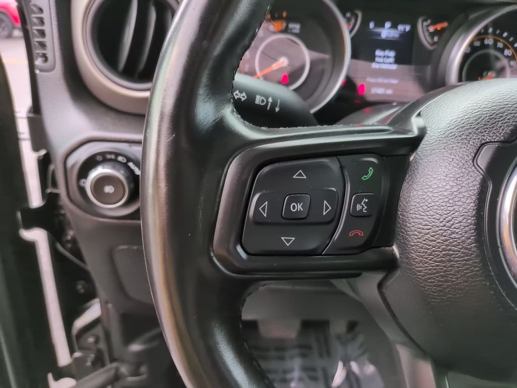 Used 2023 Black Jeep Sport S image 19