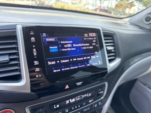 Used 2018 Gray Honda EX-L image 25