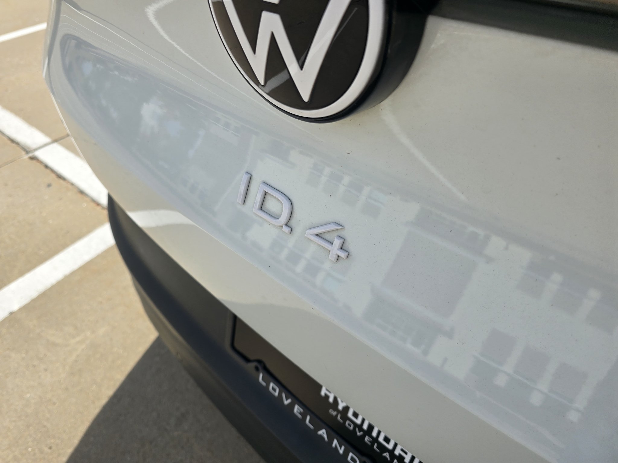 Used 2024 Pure White Volkswagen Standard image 10