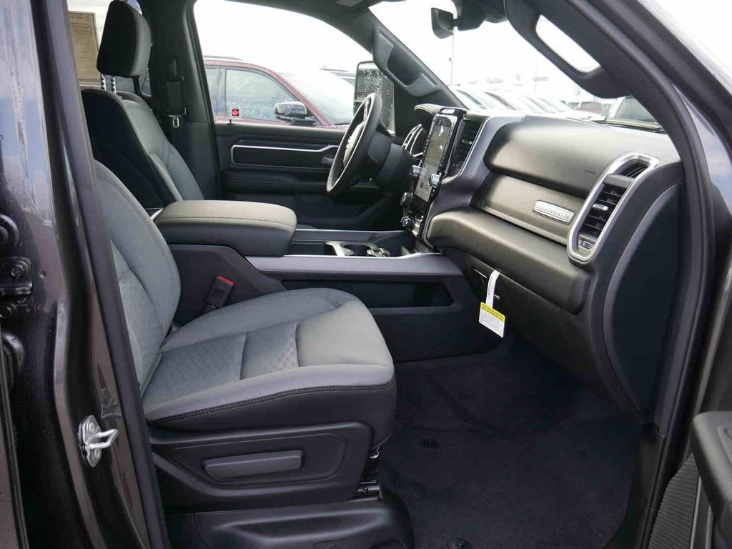 New 2026 Granite Crystal Metallic Clearcoat RAM BIG HORN image 30