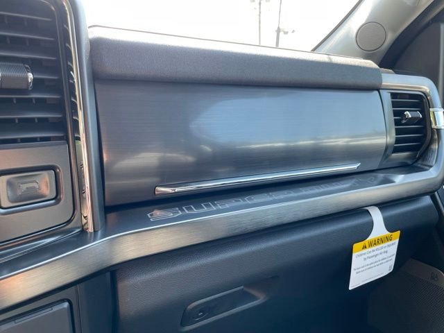 New 2026 Agate Black Metallic Ford F-250® Lariat® image 42