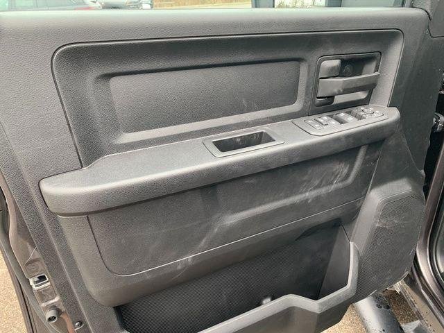 New 2026 Granite Crystal Metallic Clearcoat RAM Black Express image 16
