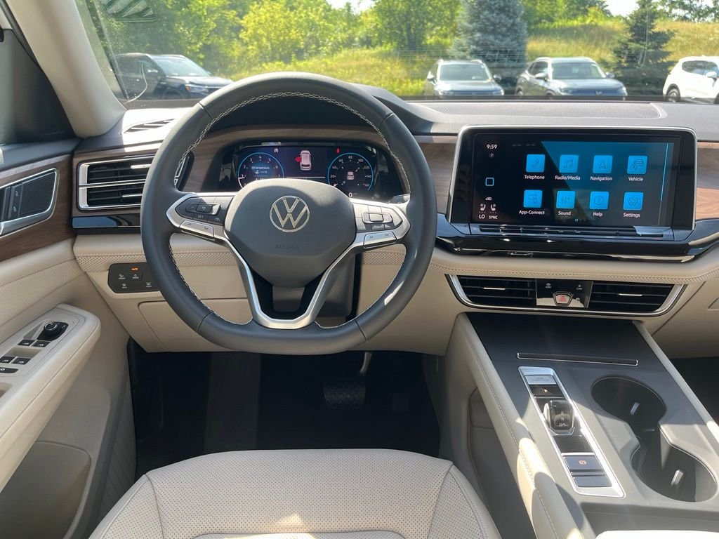 New 2026 White/off-white Volkswagen 2.0T SE image 18