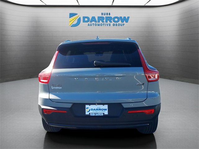 2024 Volvo XC40 Core photo 4