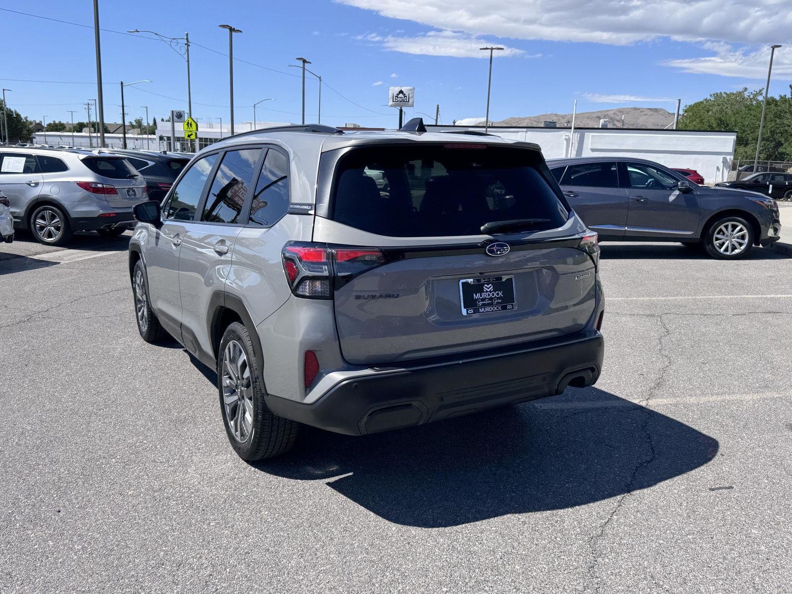 2025 Subaru Forester Touring - Photo 4