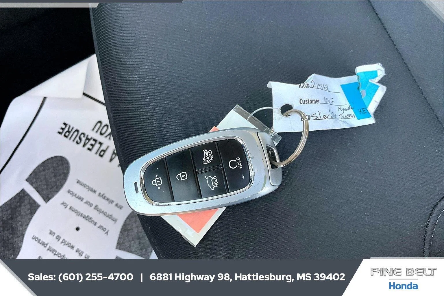Used 2024 Shimmering Silver Hyundai SEL image 9