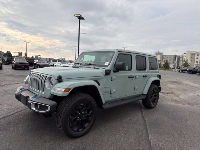Used 2023 Gray Jeep Sahara 4xe image 7