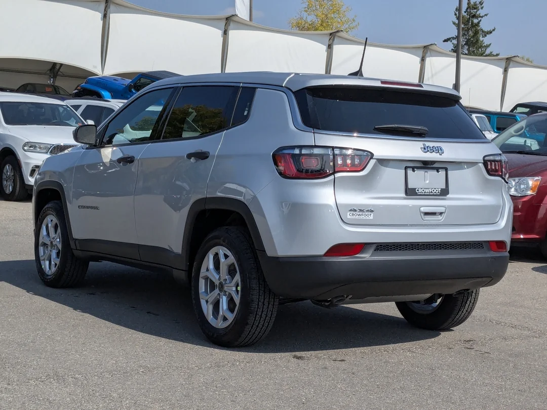 New 2025 Silver Jeep Sport - - 4X4 - 4.99% O.A.C - Heated Seats & More! image 6