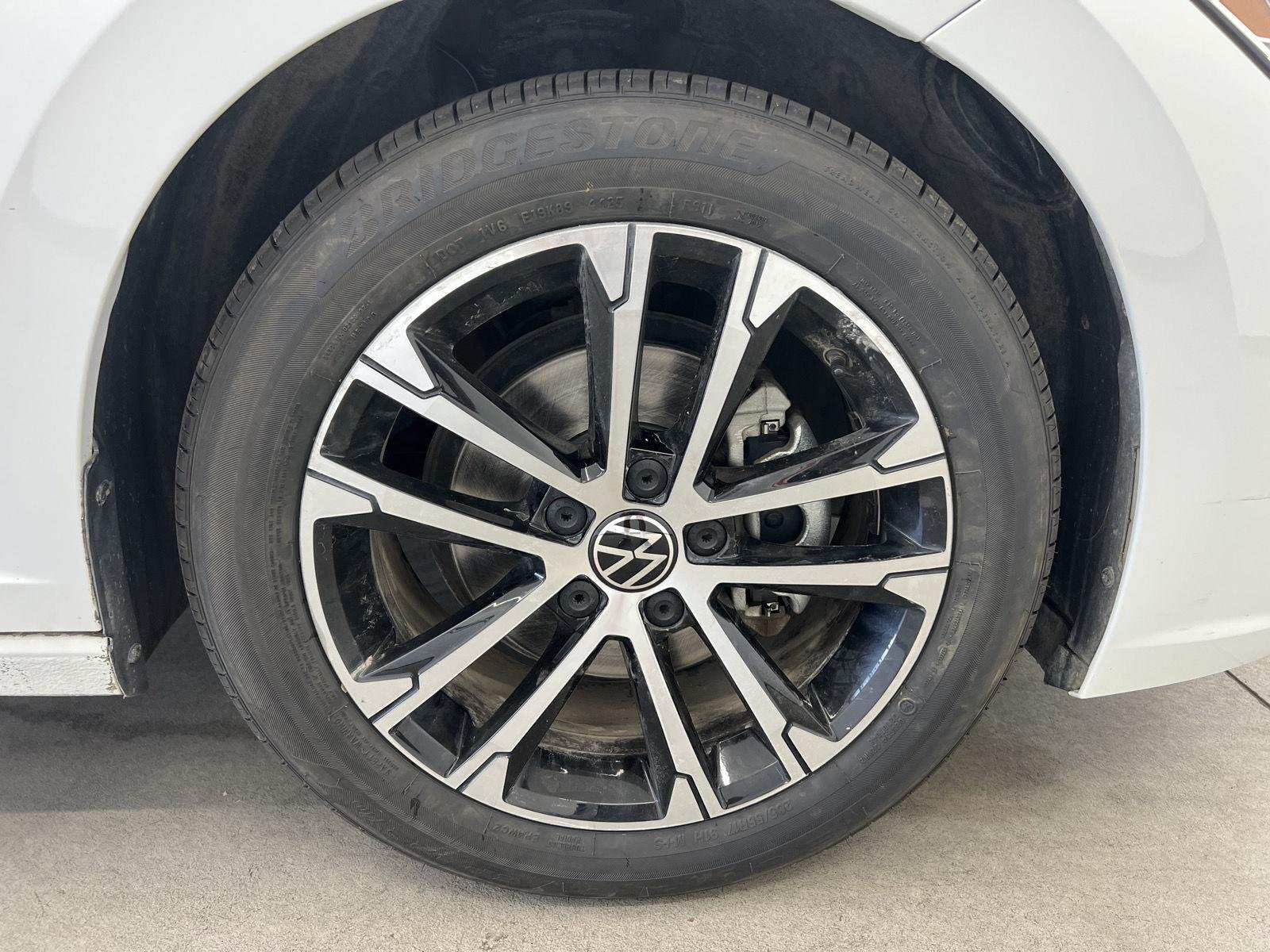 2024 Volkswagen Jetta Sport - Photo 8
