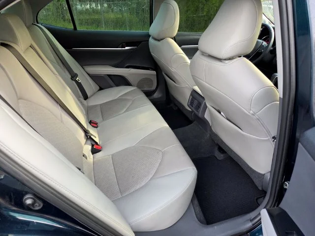 Used 2020 Blue Toyota XSE V6 image 14