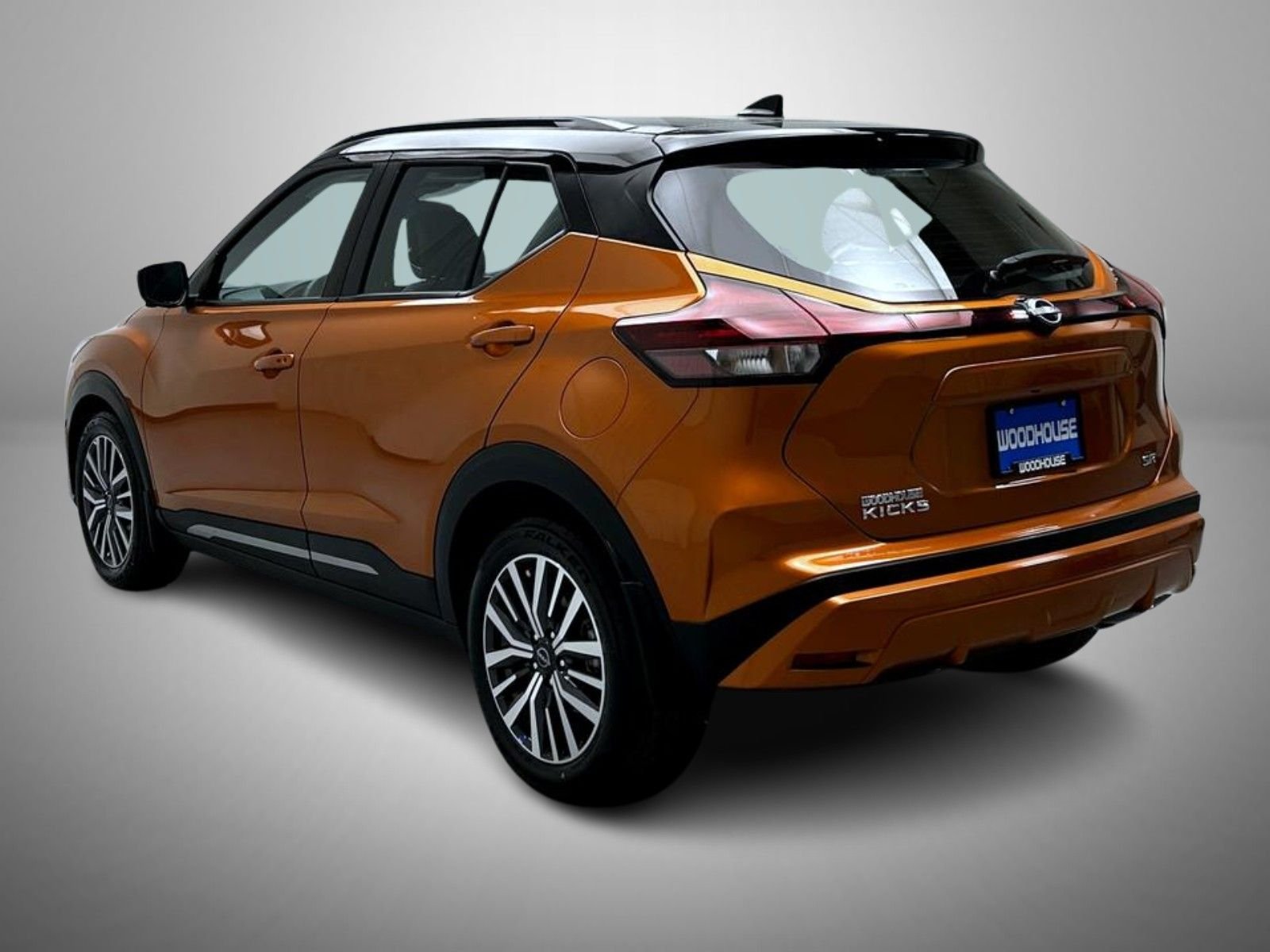 Used 2023 Orange Nissan SR image 7