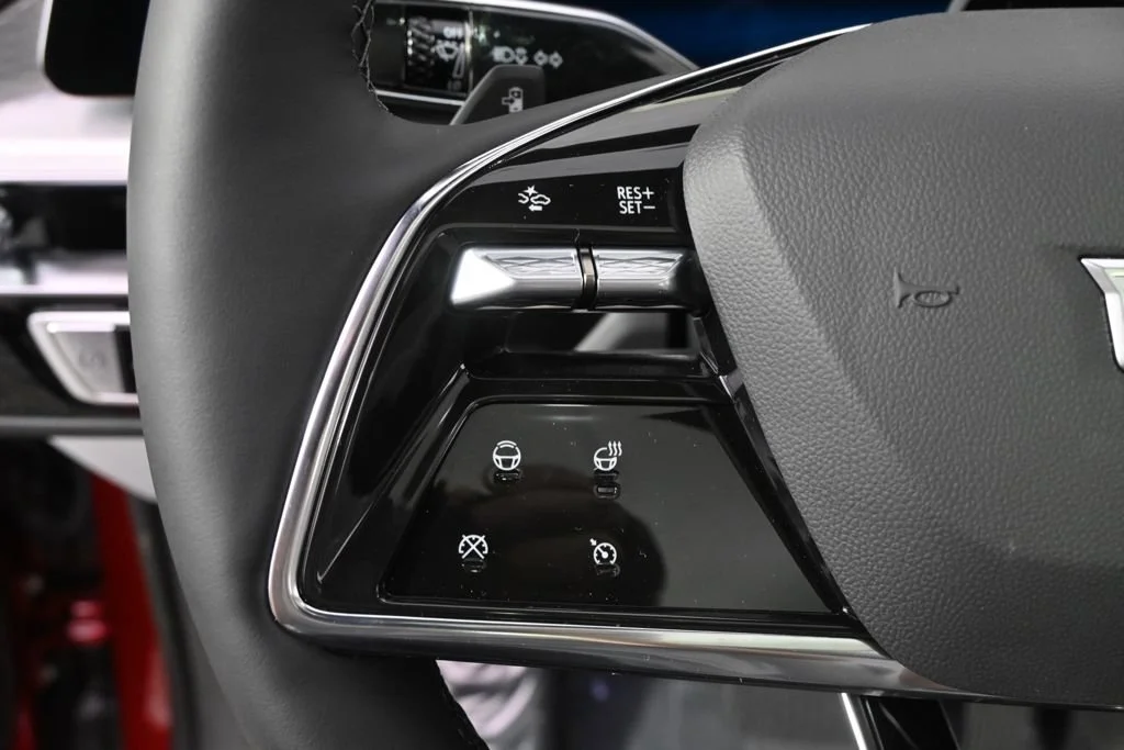 2026 Cadillac LYRIQ Luxury - Photo 32
