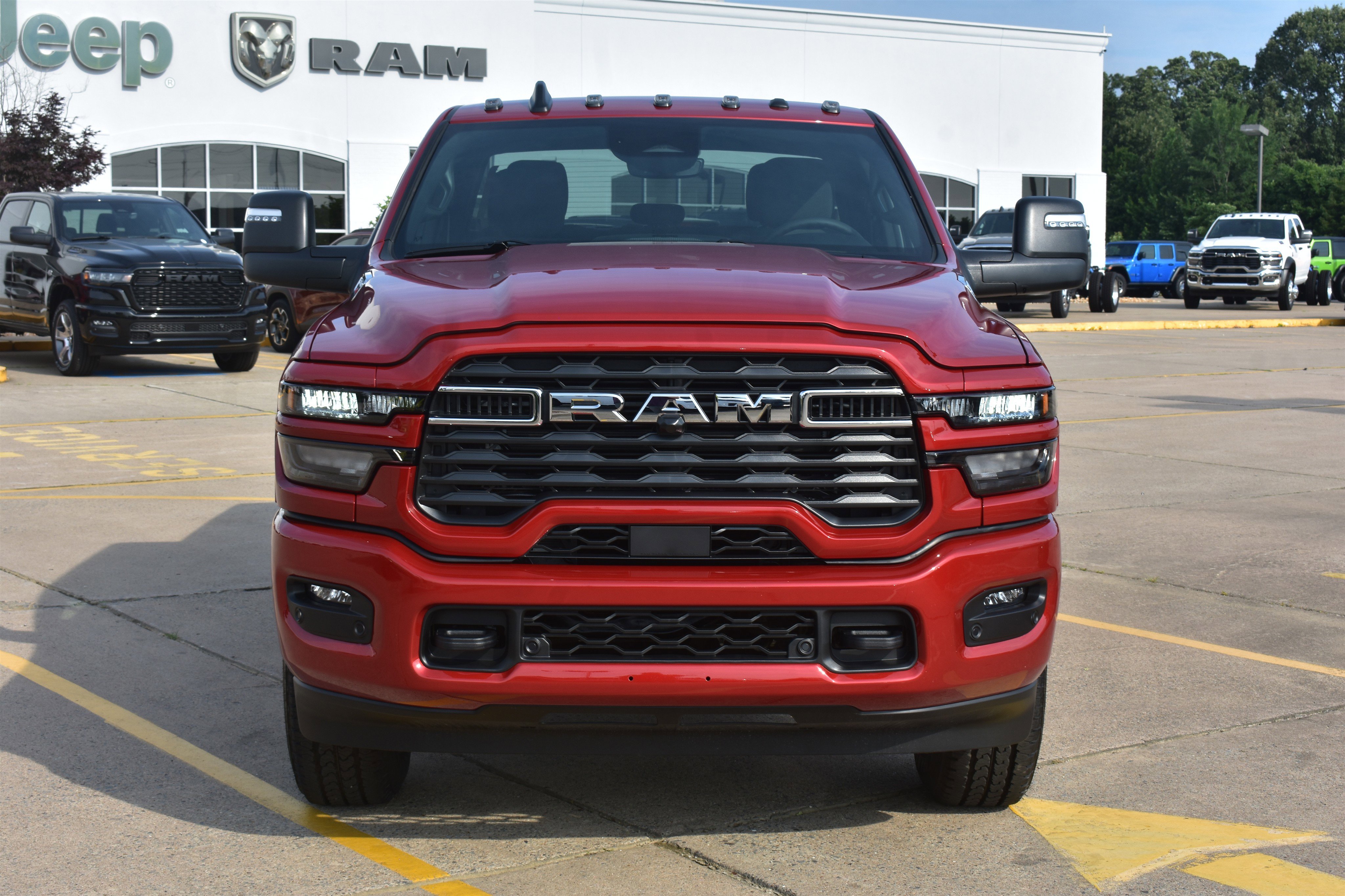 New 2026 Molten Red Pearl-Coat Exterior Paint RAM Big Horn image 2