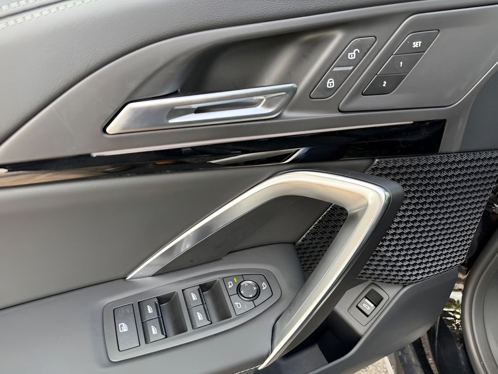 New 2027 Black BMW xDrive28i image 14