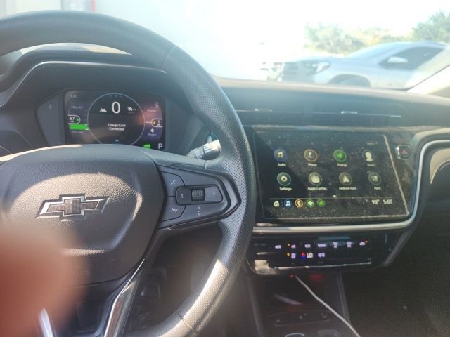 Used 2023 Mosaic Black Metallic Chevrolet 1LT image 9