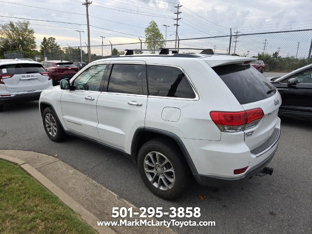 Used 2014 White Jeep Limited image 6