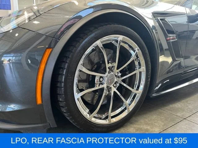 Used 2018 WATKINS GLEN GRAY METALLIC Chevrolet Grand Sport 3LT image 12