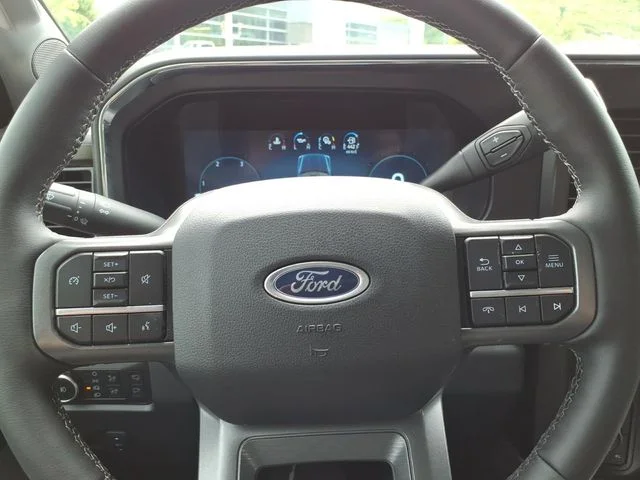 Used 2025 Gray Ford Lariat image 21