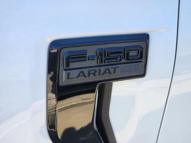 New 2026 Oxford White Ford Lariat® image 30