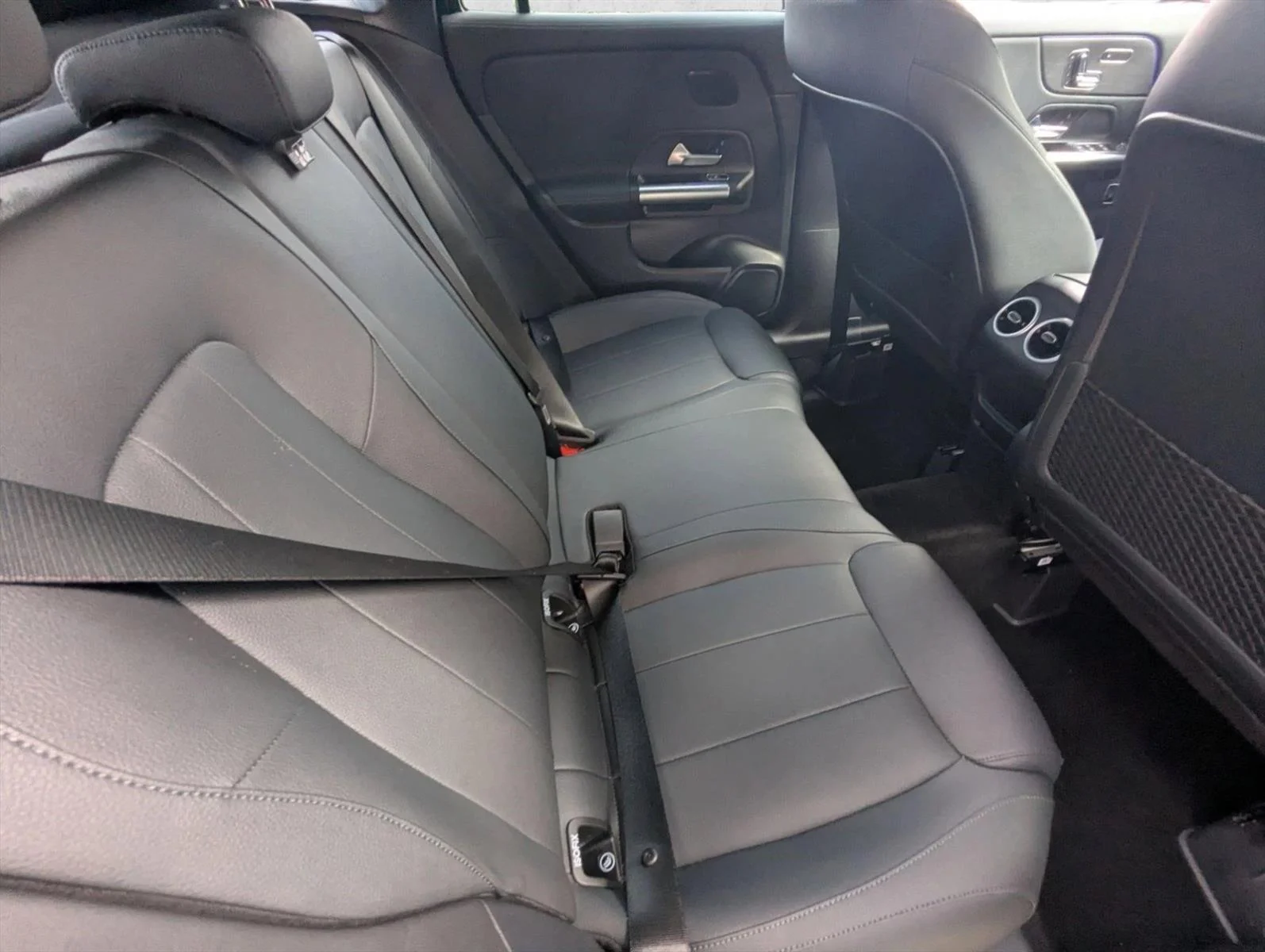 Used 2026 Night Black Mercedes-Benz GLA 250 image 20