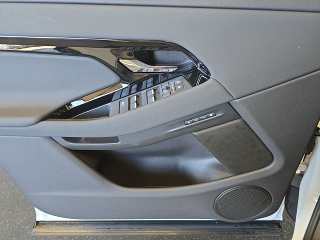 New 2026 Fuji White Land Rover S image 19