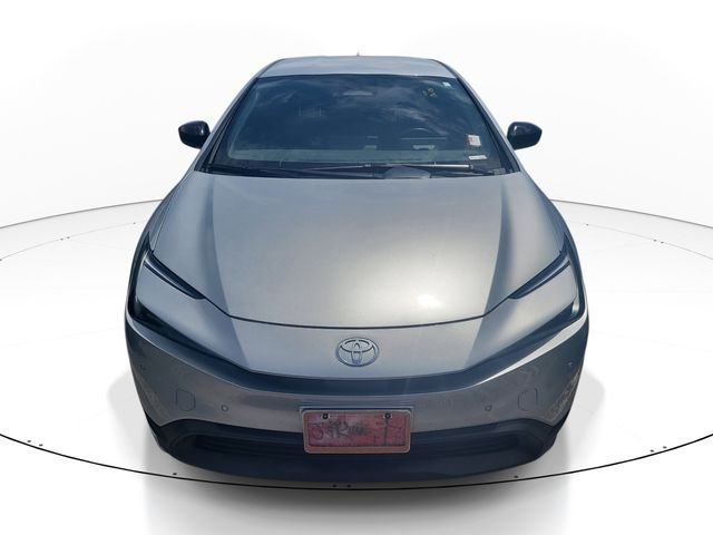 Used 2023  Toyota LE image 1