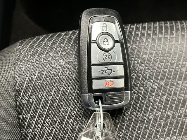 Used 2023 Avalanche Ford XLT image 30