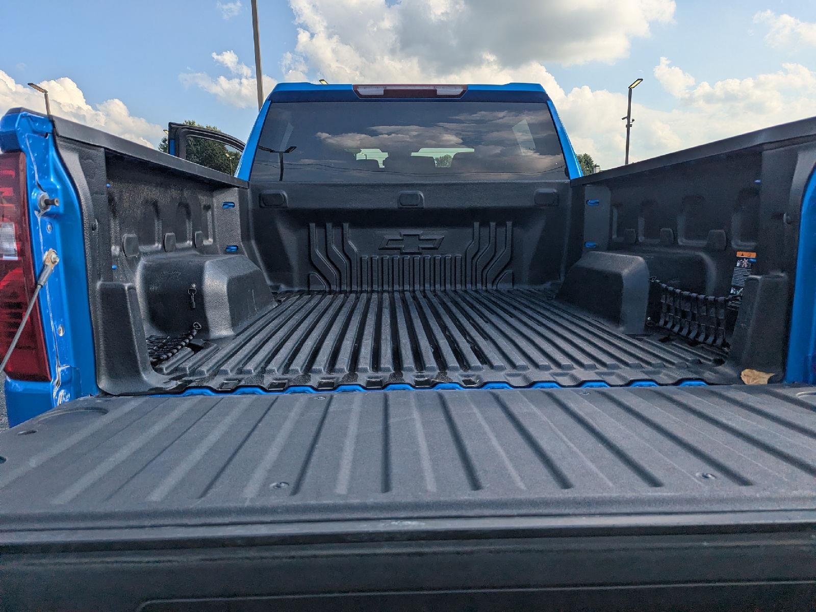 Used 2025 Riptide Blue Metallic Chevrolet LT image 26