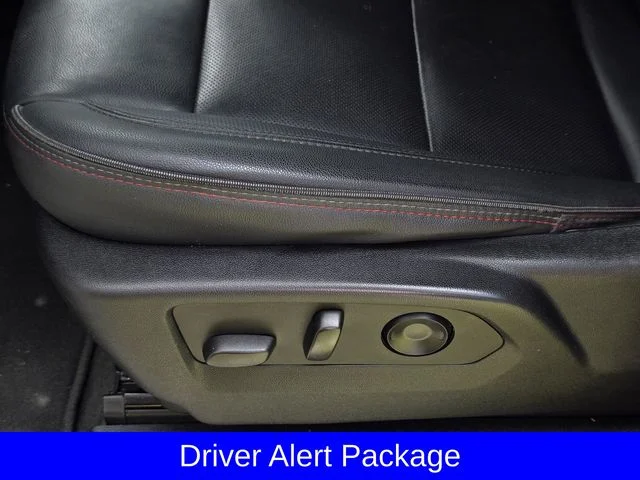 Used 2022 White Chevrolet RST image 28