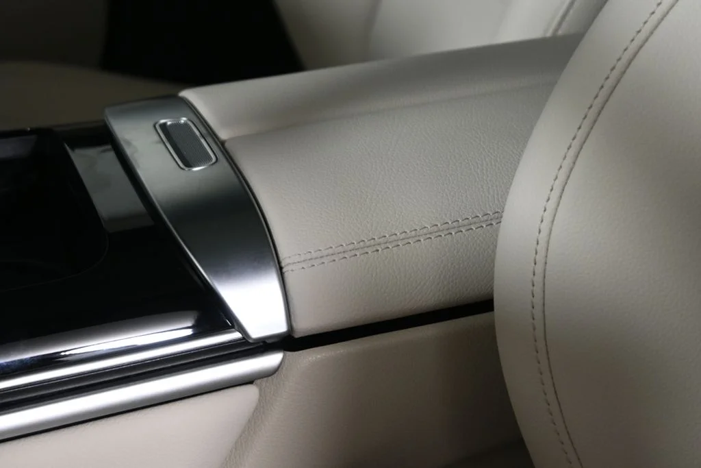 Used 2027 White Mercedes-Benz GLC 300 image 23