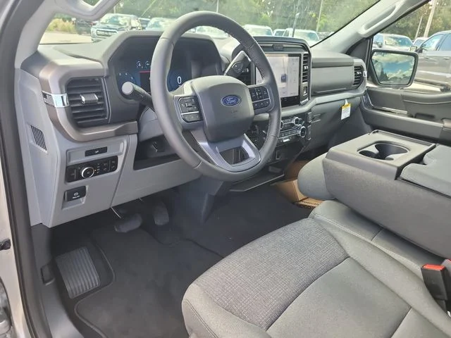 New 2026 Silver Metallic Ford XLT image 18