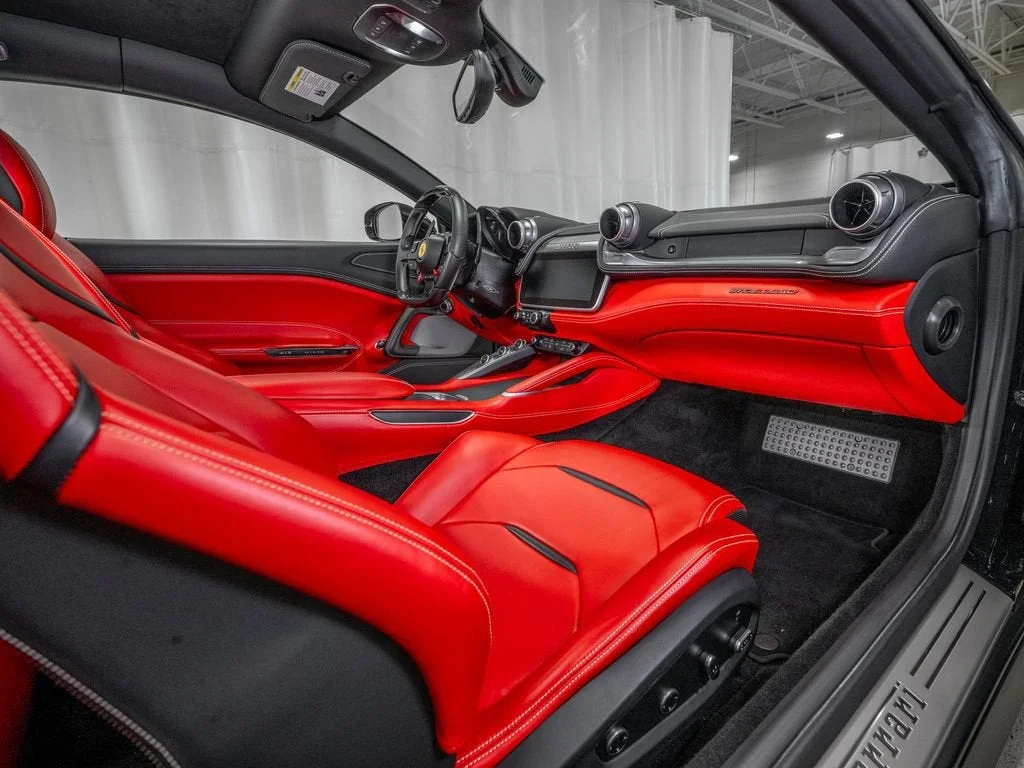 Used 2019 Nero Ferrari V12 image 23
