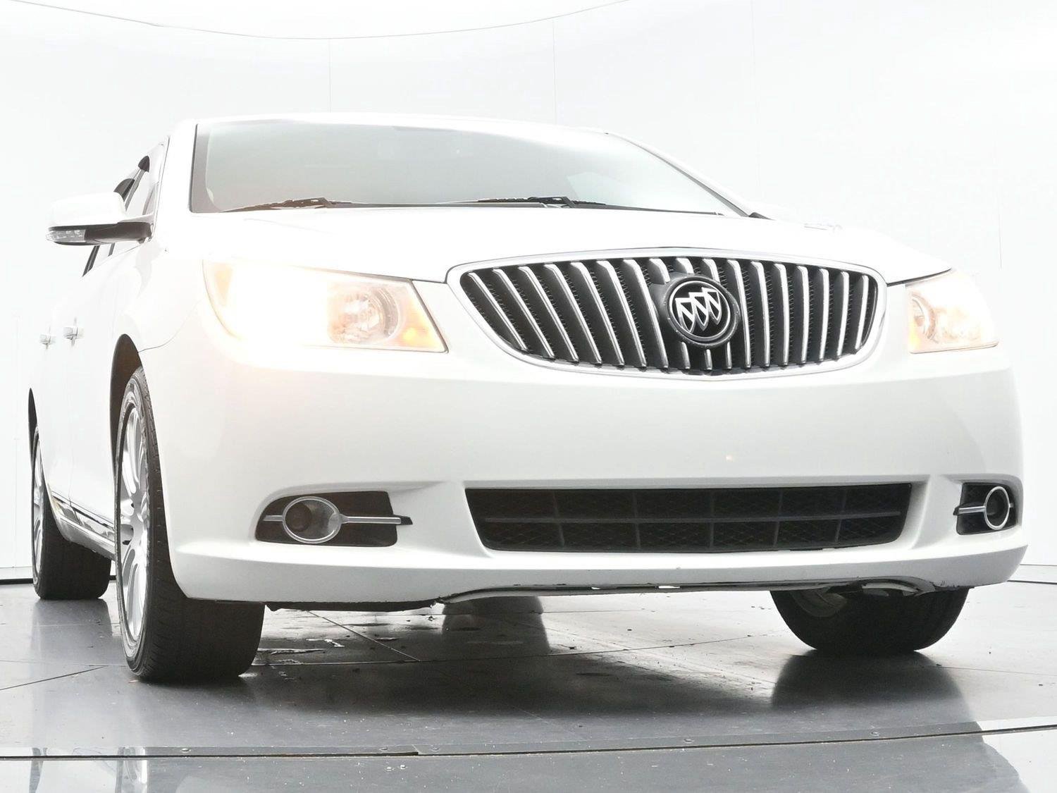 Used 2013 Summit White Buick Leather image 42
