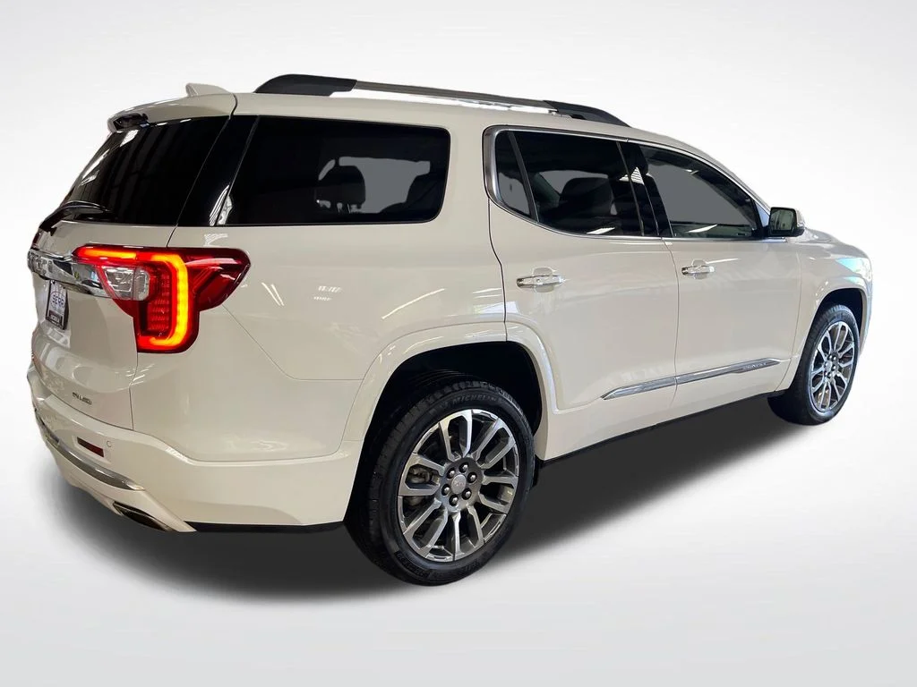 Used 2023 White GMC Denali image 5
