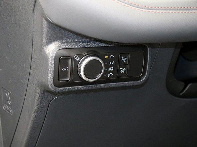 New 2026 Star White Metallic Tri-Coat Ford Active image 26