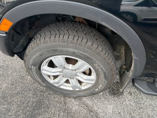 Used 2020 Black Ford XL image 9