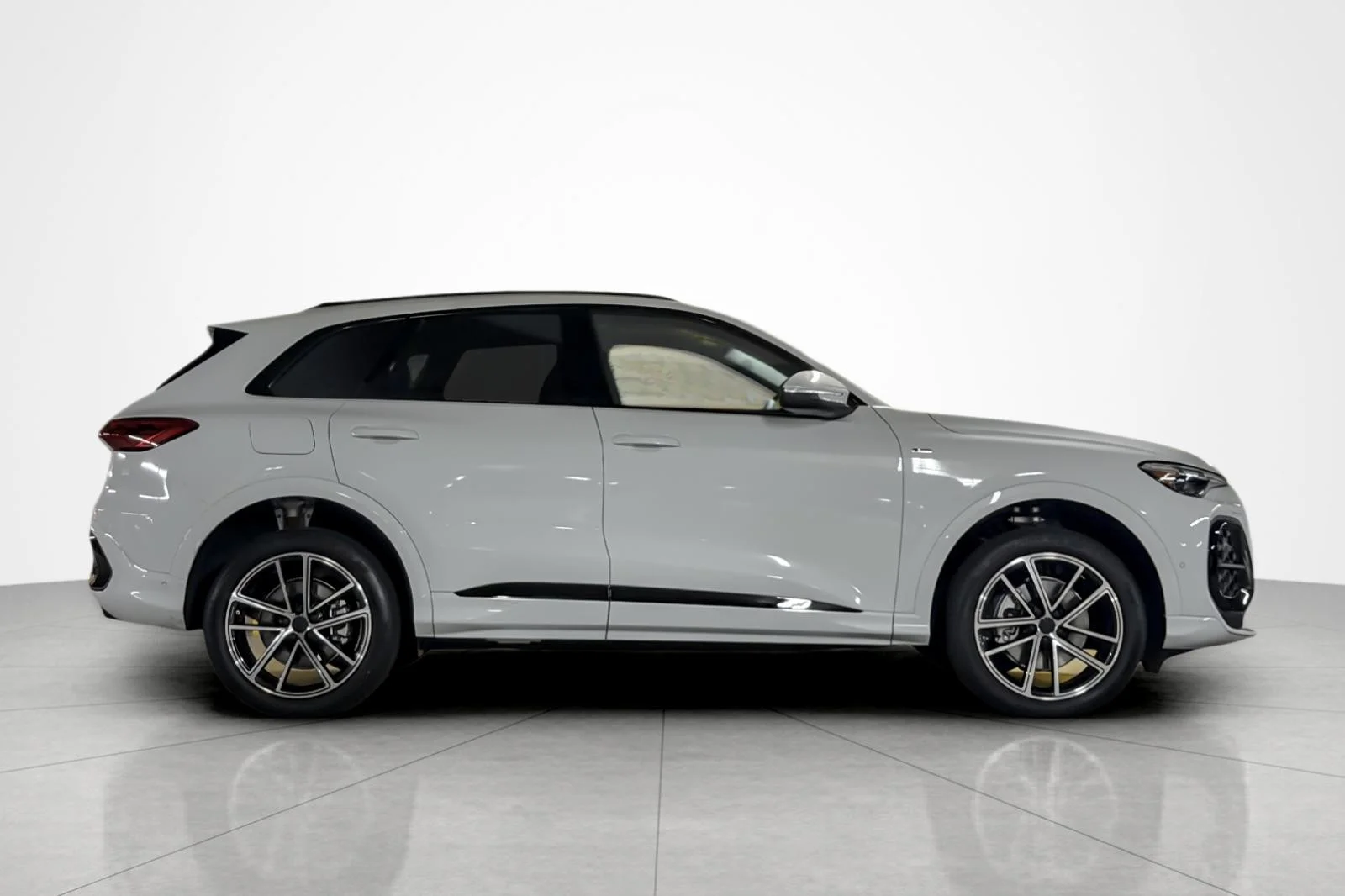 New 2026 Glacier White Metallic Audi Premium 2.0 TFSI quattro image 7