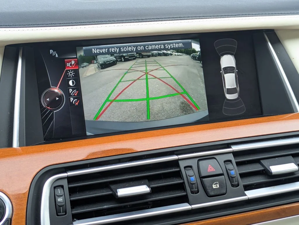 Used 2015 Gray BMW 750Li image 19