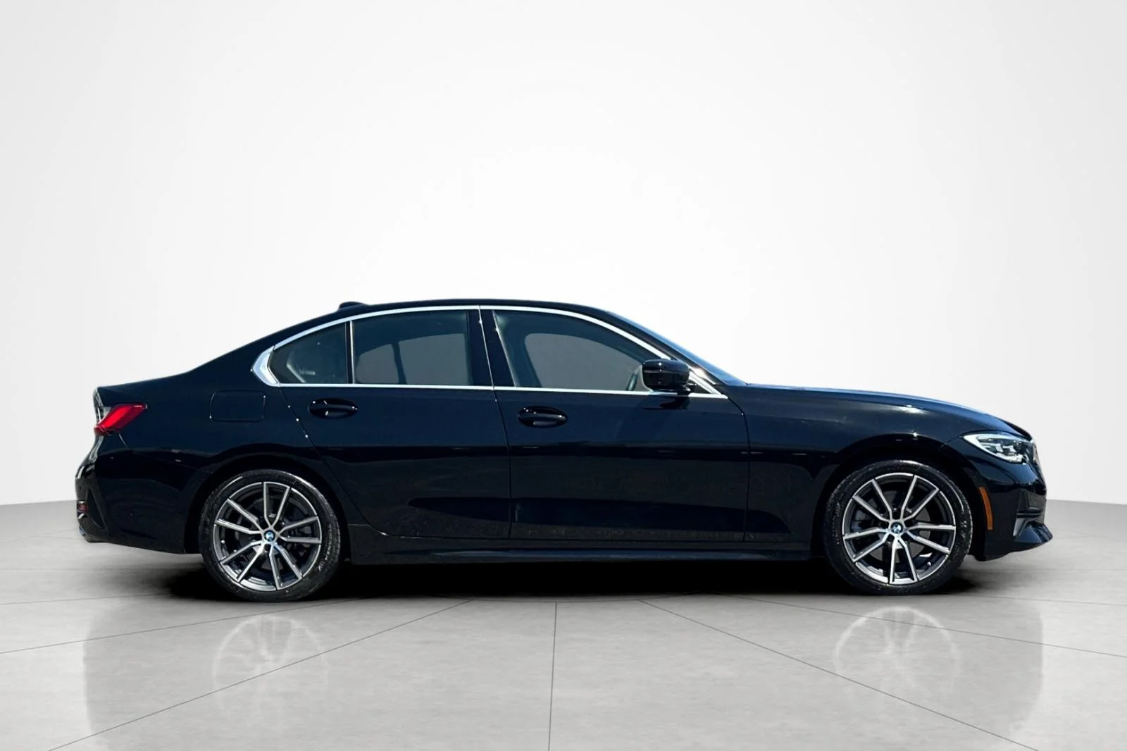 Used 2021 Jet Black BMW 330i image 6