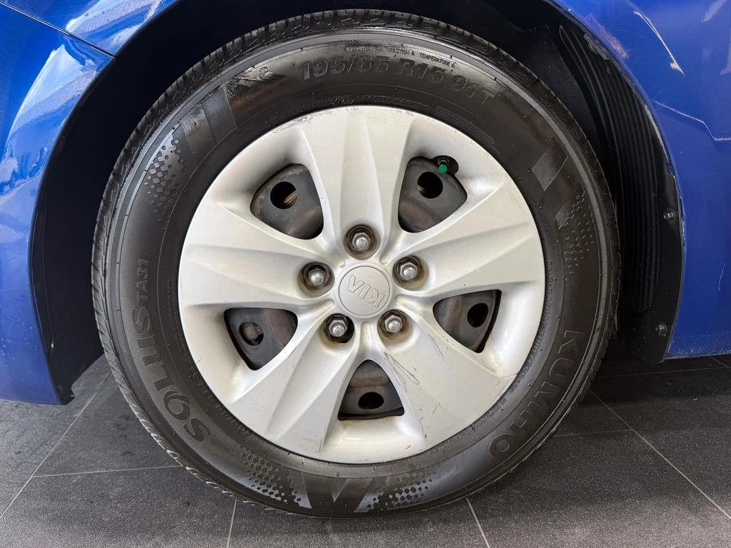 Used 2017 Deep Sea Blue Kia LX image 9